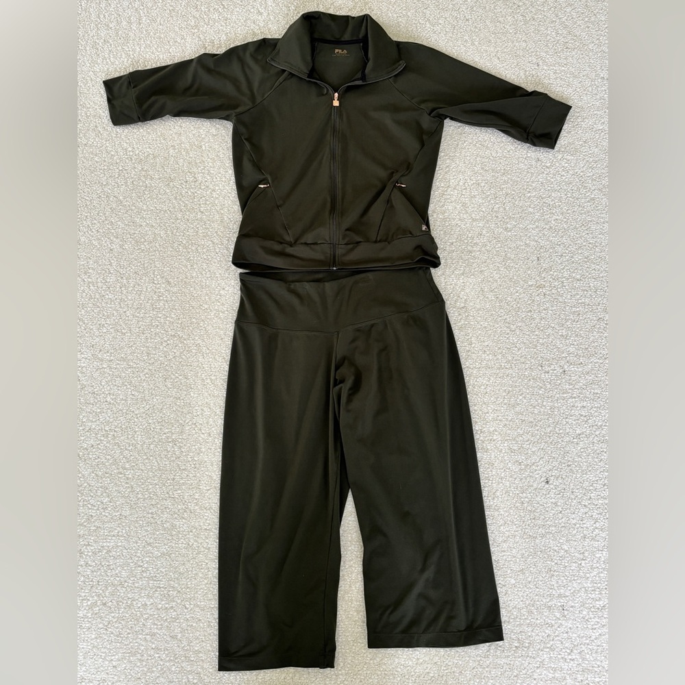 Women Fila Dark Green Zip Up Jacket & Capri Pants Athleisure Tracksuit Set M/L